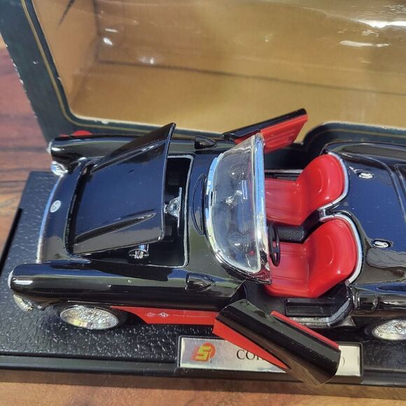 Sunnyside Superior 1957 Chevrolet Black / Red Corvette Model Car 1:24 DieCast - Picture 5 of 16